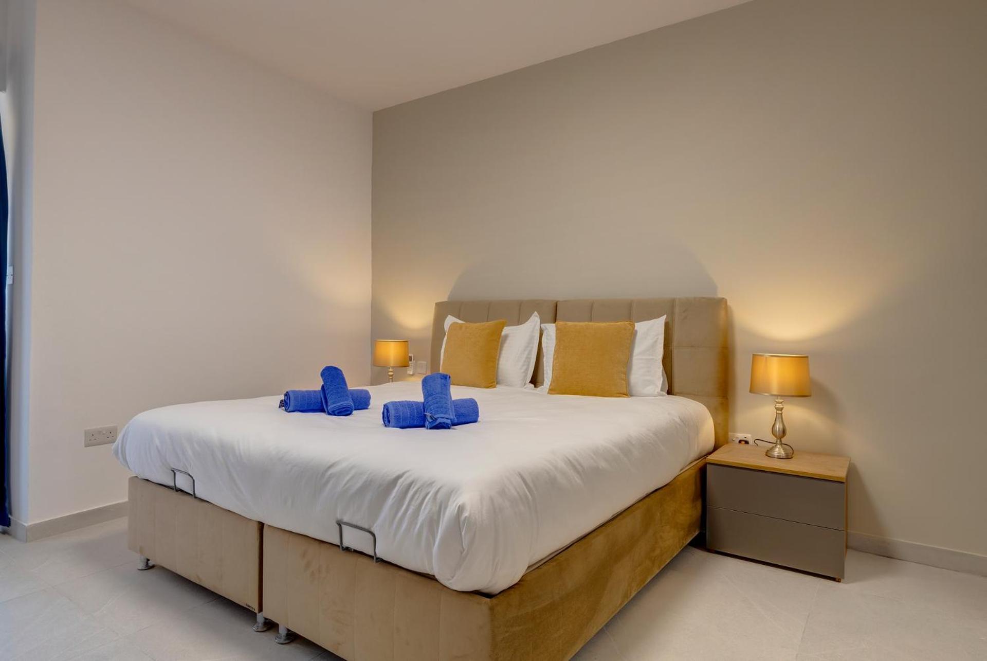Wave Crest Holiday Apartments San Pawl il-Baħar Zewnętrze zdjęcie