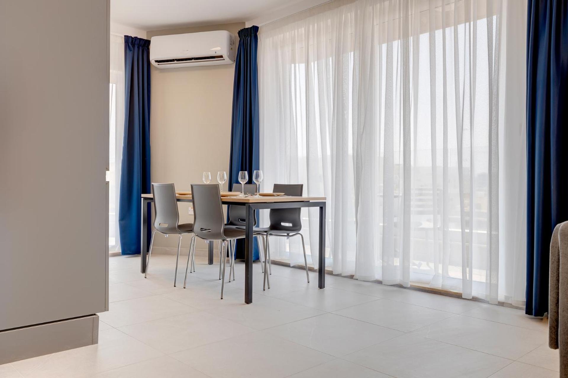 Wave Crest Holiday Apartments San Pawl il-Baħar Zewnętrze zdjęcie